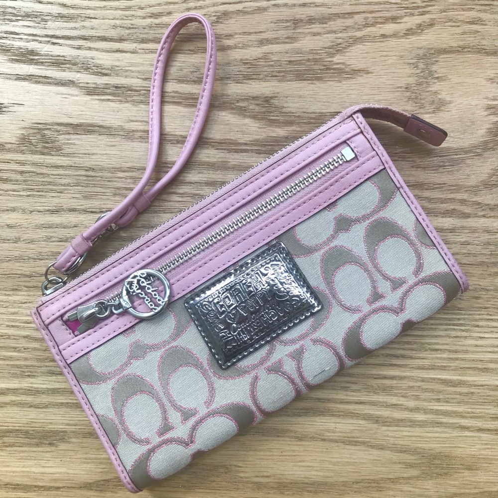Poppy coach wristlet